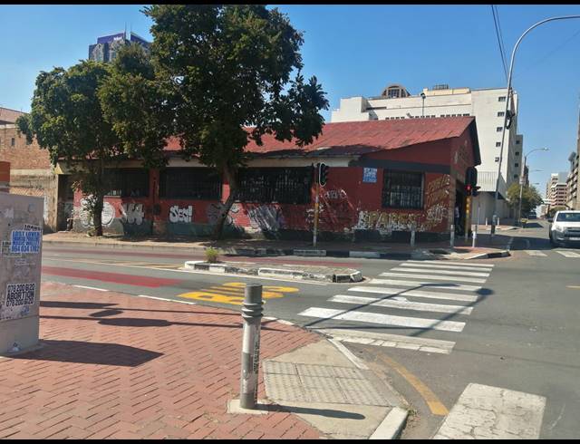 339M² WAREHOUSE FOR SALE IN FERREIRASDORP